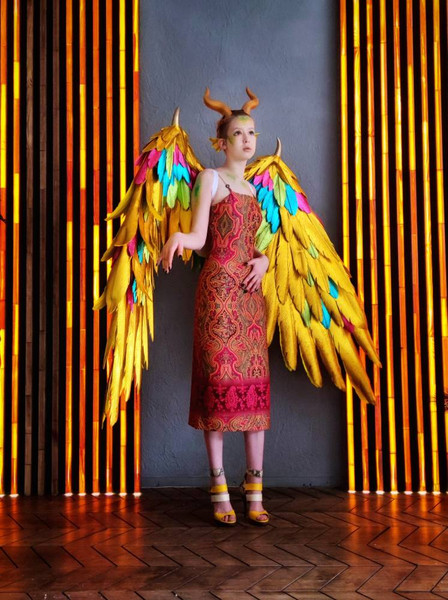 adult wings costume, gold angel wings, devil wings, phoenix costume, articulating wings, gold cosplay wings, moving anime wings, movable wings, wings of fire, p