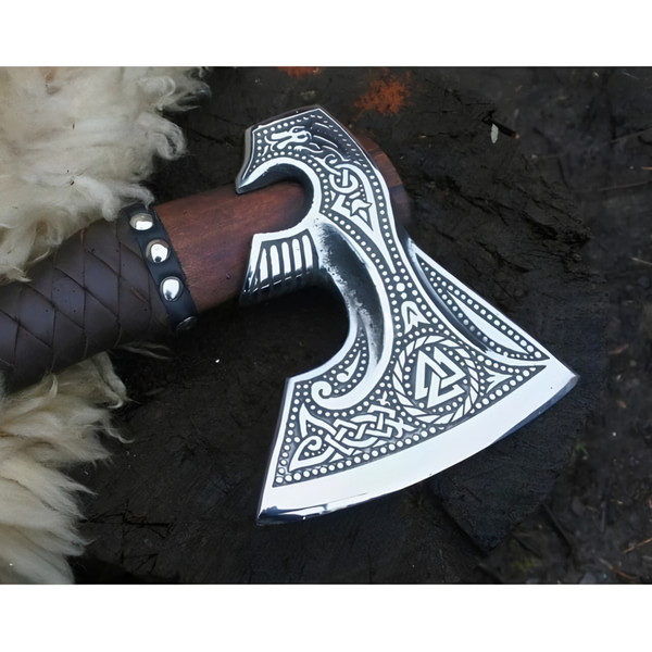 Ultimate-Gift-for-Him Handmade-Hunting-Axe - Stylish-Viking-Throwing-Ash-Wood-Shaft-Bearded-Axe-in-Carbon-Steel (2).jpg