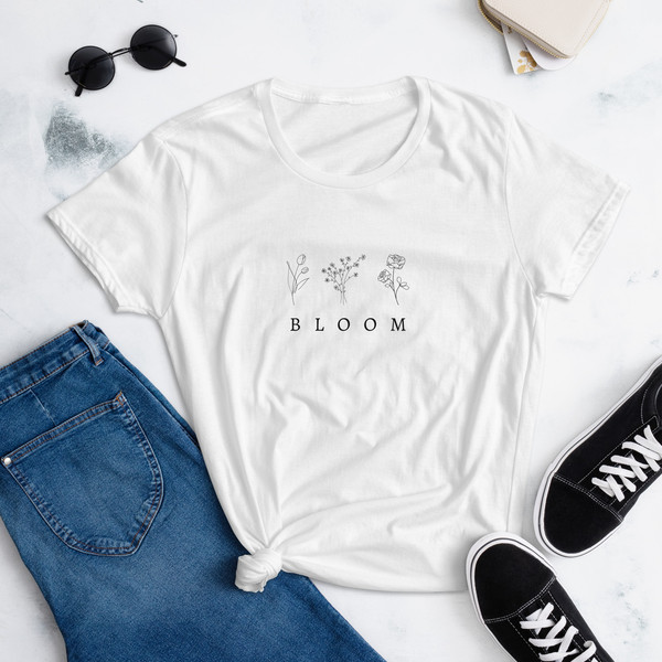 Bloom Flatlay White.jpg