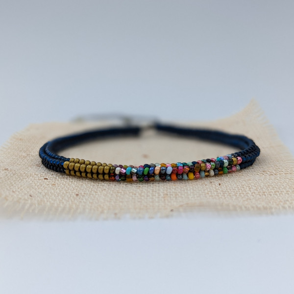 Seed-bead-bracelet-dark-blue.jpg