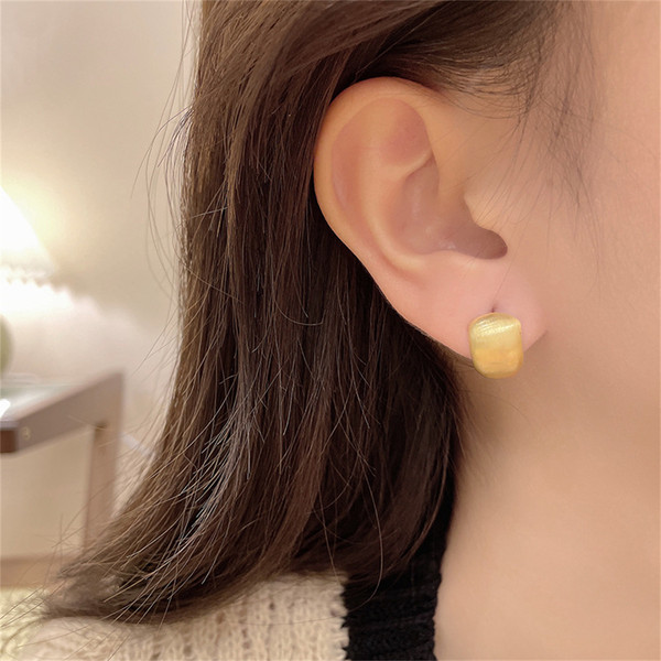 earrings-00000010.jpg