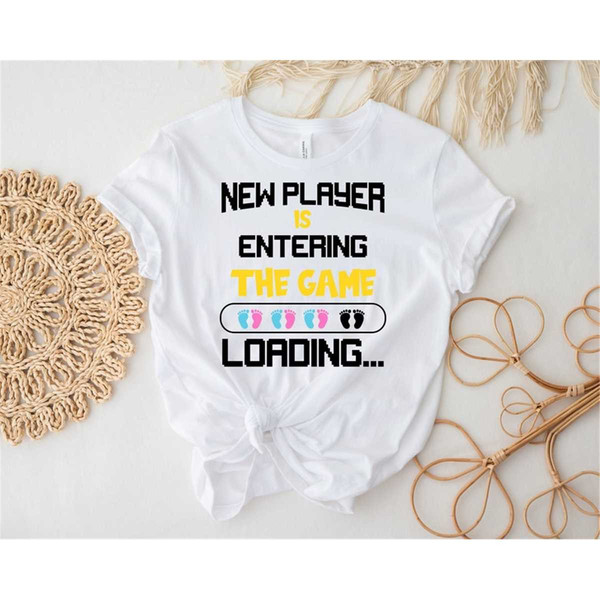 MR-16202318456-new-player-is-entering-the-game-tee-pregnancy-announcement-image-1.jpg