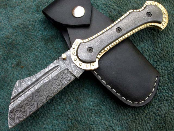 hAND mADE kNIFE.JPG