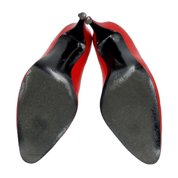 8 Vintage Womens Shoes USSR red RODAN Italy.png