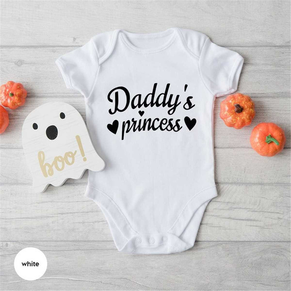 MR-862023105137-daddys-princess-bodysuit-baby-girl-bodysuit-baby-shower-image-1.jpg