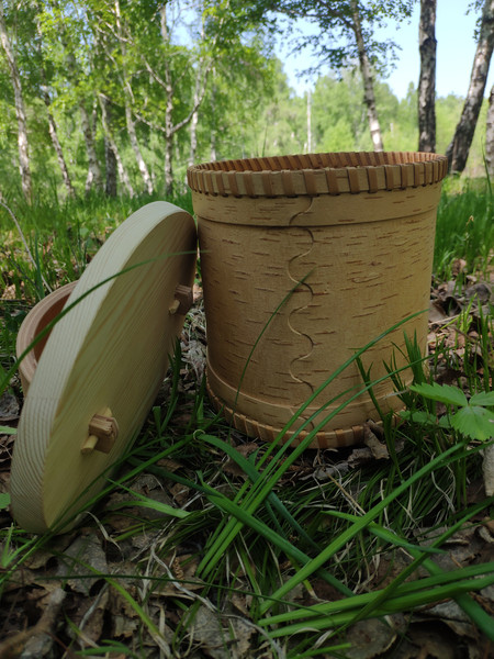 Birch bark basket 9.jpg