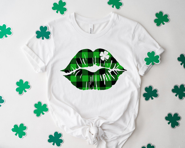 St Patricks Lips Shirt, Leopard Lips Shirt, Lucky Shirt, St Patricks Day Shirt, Irish Day Shirt, Clover Shirt, Women St Paddy Day Shirt - 1.jpg