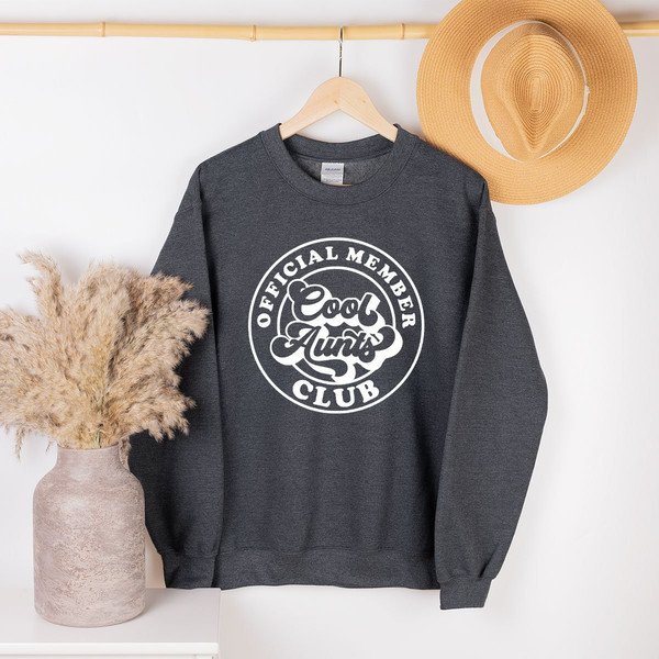 Cool Aunts Club Sweatshirt, Long Sleeve Auntie Gift, Cool Sister Sweatshirt, Cute Aunt Sweatshirt, Best Aunt Sweatshirt, Women Sweatshirt - 4.jpg