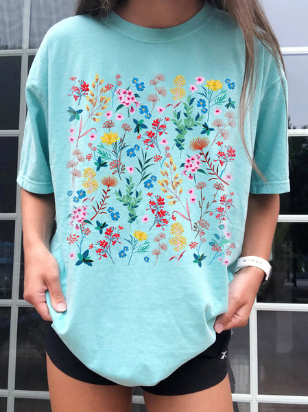 Wildflower Tshirt, Wild Flowers Shirt, Floral Tee, Flower Shirt, Gift for Women, Ladies Shirts, Best Friend Gift, Oversized, Comfort Colors - 4.jpg