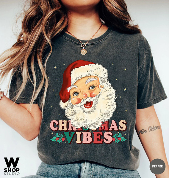 Christmas Santa Shirt, Retro Santa Shirt, Gift For Christmas, Retro Christmas Shirt, Christmas Shirt For Women, Gift For Women, Santa Shirt - 1.jpg