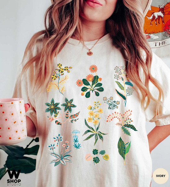 Wildflower Tshirt, Wild Flowers Shirt, Floral Tshirt, Flower Shirt, Oversized Women Tee, Ladies Shirts, Best Friend Gift - 2.jpg