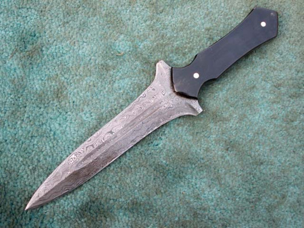 Dagger Knife.JPG