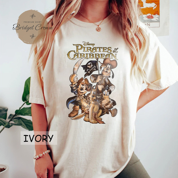 Vintage Pirates Of The Caribbean Sweatshirt, Disney Family