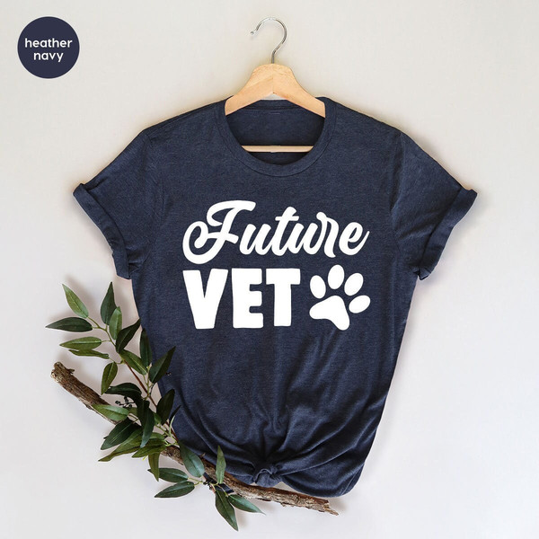 Vet Tech Student Shirt, Vet Tech Week Gifts, Future Vet Shirts, Vet Graduation Gifts, Vet Tech Sweatshirt, Paw Print Graphic Tees - 1.jpg