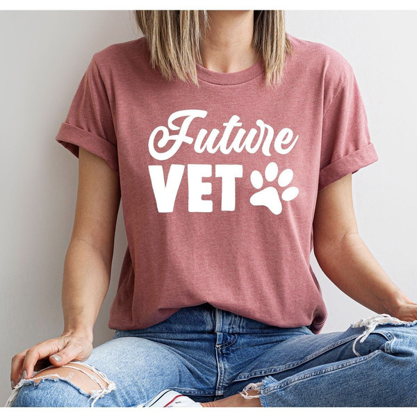 Vet Tech Student Shirt, Vet Tech Week Gifts, Future Vet Shirts, Vet Graduation Gifts, Vet Tech Sweatshirt, Paw Print Graphic Tees - 3.jpg