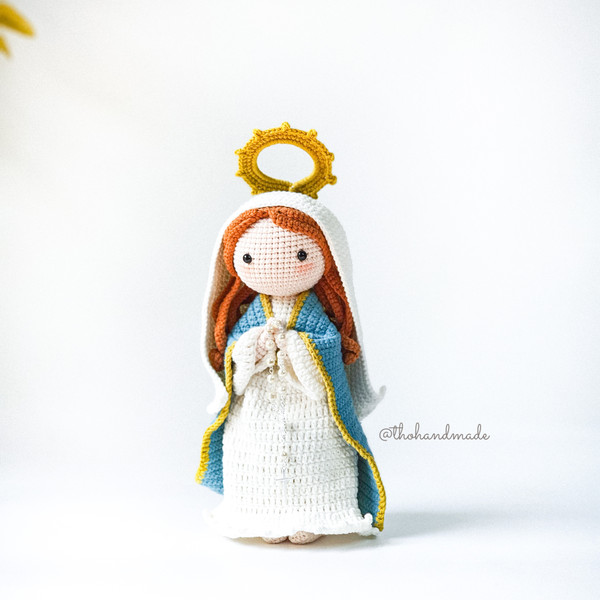 crochet doll blessed virgin Mary, amigurumi mother mary, holy Mary, amigurumi our lady of guadalupe, Christian doll, Catholic doll (4).jpg