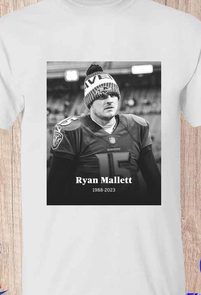 ryan-mallett-1988-2023-arkansas-razorback-shirt-t-shirt-trang.jpg