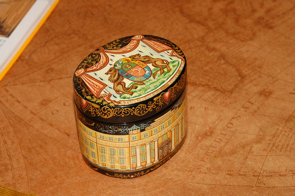 Yusupov Palace lacquer box