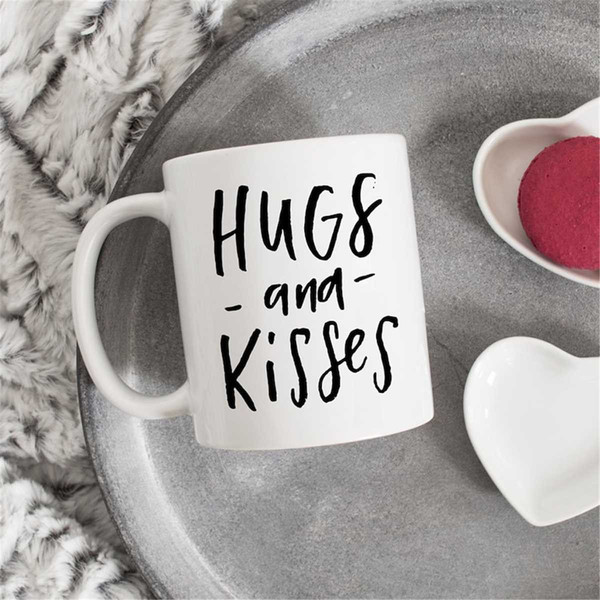 MR-47202311125-hugs-and-kisses-coffee-mug-personalised-perfect-love-gift-image-1.jpg