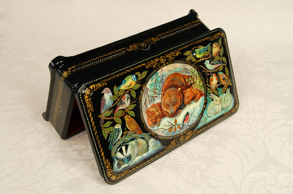 Wildlife lacquer box 