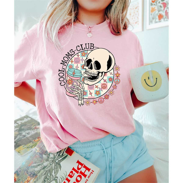 MR-57202315589-cool-moms-club-skeleton-mom-shirt-skull-mothers-day-image-1.jpg