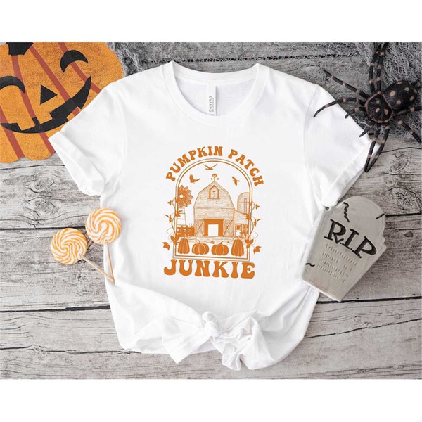 MR-10720231034-pumpkin-patch-junkie-pumpkin-season-adult-tee-pumpkin-patch-image-1.jpg