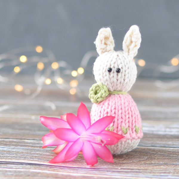 Easter eggs knitting pattern, easter bunny tutorial 05.jpg