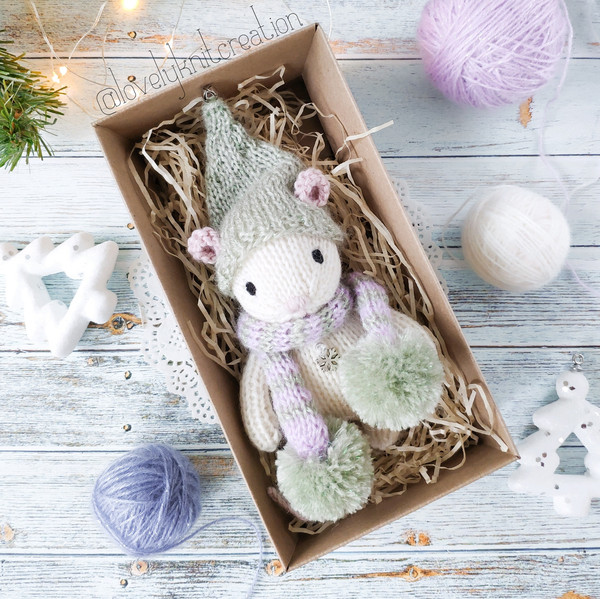 Christmas mouse knitting pattern, stuffed handmade mouse doll 10.jpg
