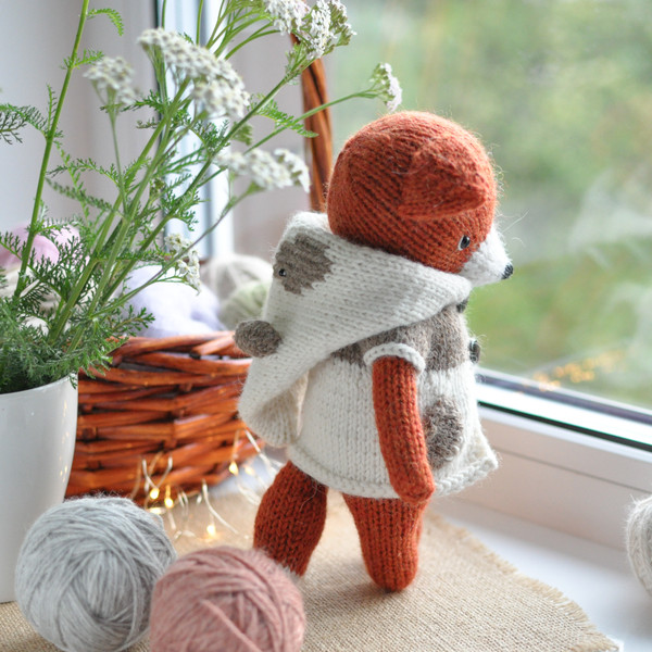 Little fox toy knitting pattern, stuffed animal pattern 02.jpg