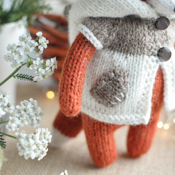 Little fox toy knitting pattern, stuffed animal pattern 07.jpg