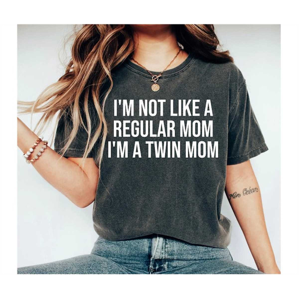 MR-1172023113927-twin-mom-shirt-twin-mom-gift-mom-shirt-mom-gift-twin-mama-image-1.jpg