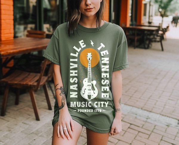 Nashville Music City Colorful Tee Oversized, Vintage, Comfy, Comfort Color  Tshirt, Spring Clothing 