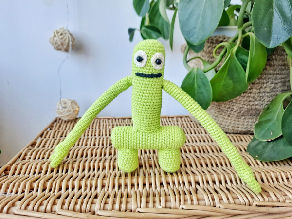 Green Rainbow friends: Crochet pattern