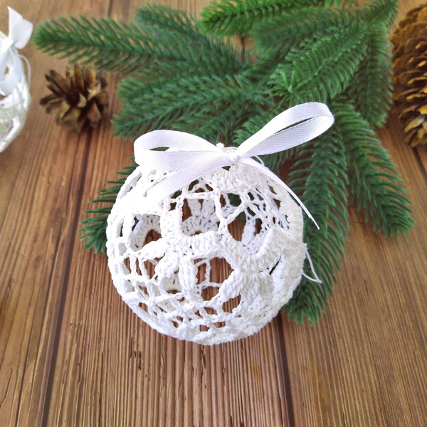 crochet christmas ball pattern.jpg