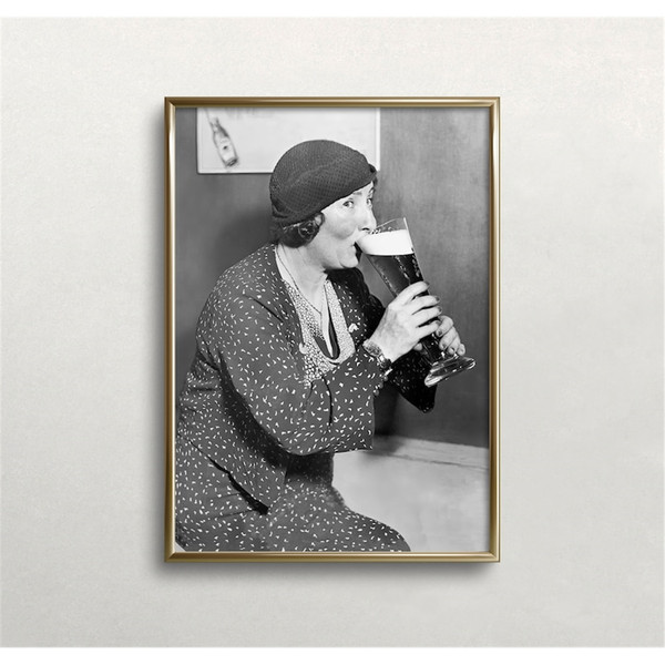 MR-4820239262-woman-drinking-beer-black-and-white-art-vintage-wall-art-image-1.jpg
