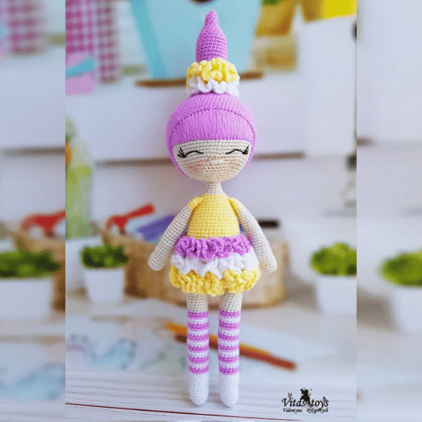 crochet ballerina.png