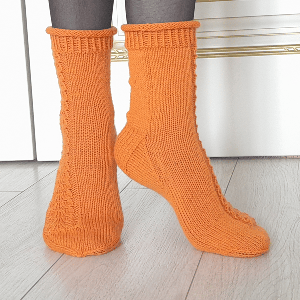 Women Socks Knitting Pattern, Knit Socks Pattern, Socks Pattern.png