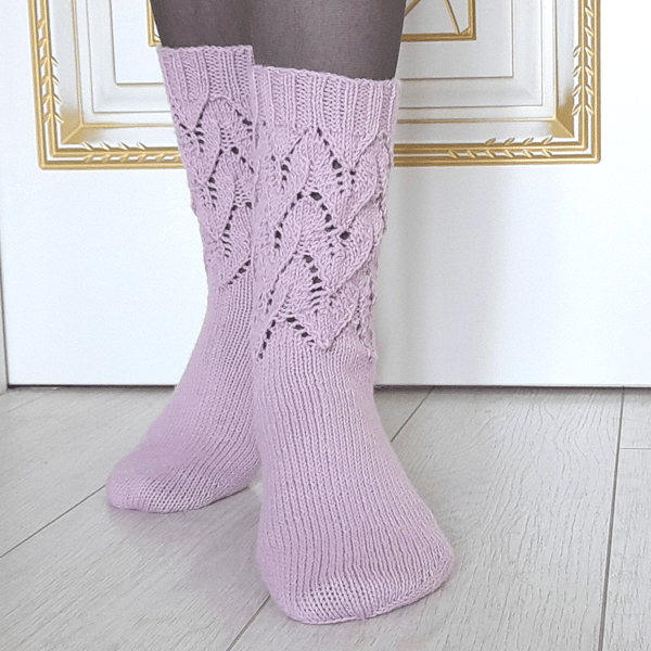 Women Socks Knitting Pattern, Knit Socks Pattern.png