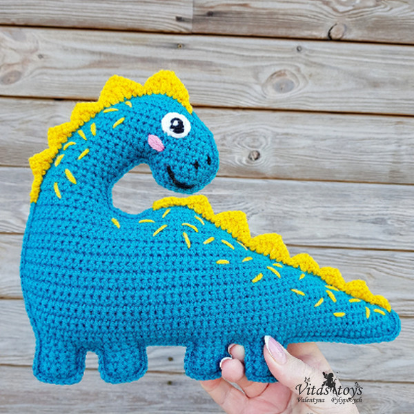 crochet dino.png