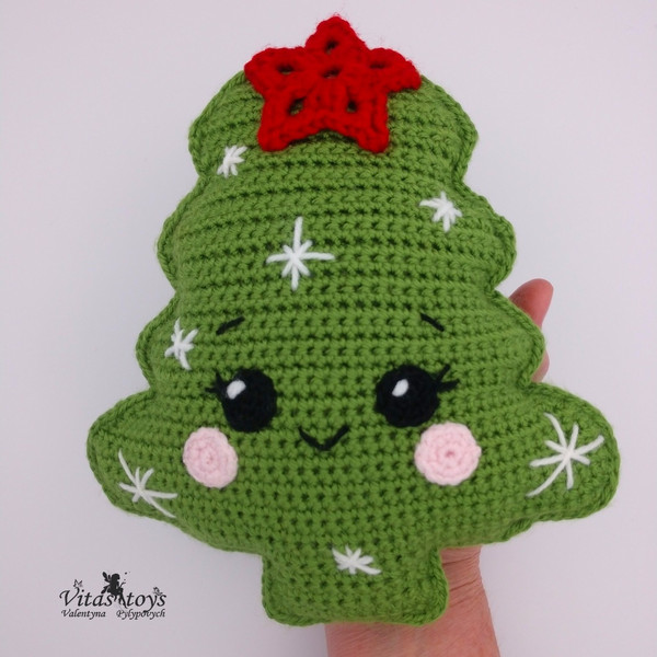 toy Christmas pine pattern.jpg