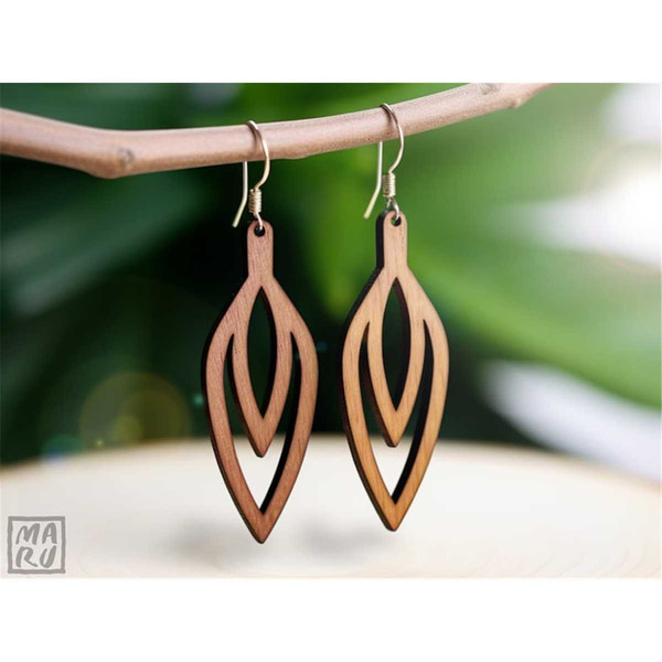 MR-1682023184630-geometric-minimal-earrings-svg-glowforge-cricut-cut-file-image-1.jpg