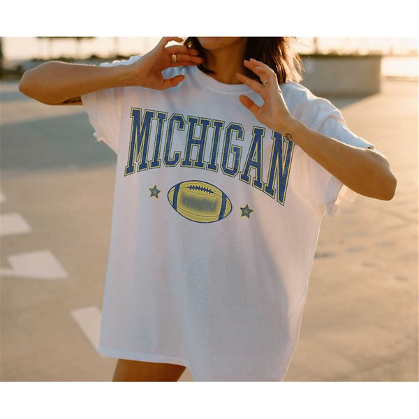 MR-1782023175447-michigan-shirt-vintage-michigan-shirt-michigan-foot-ball-image-1.jpg