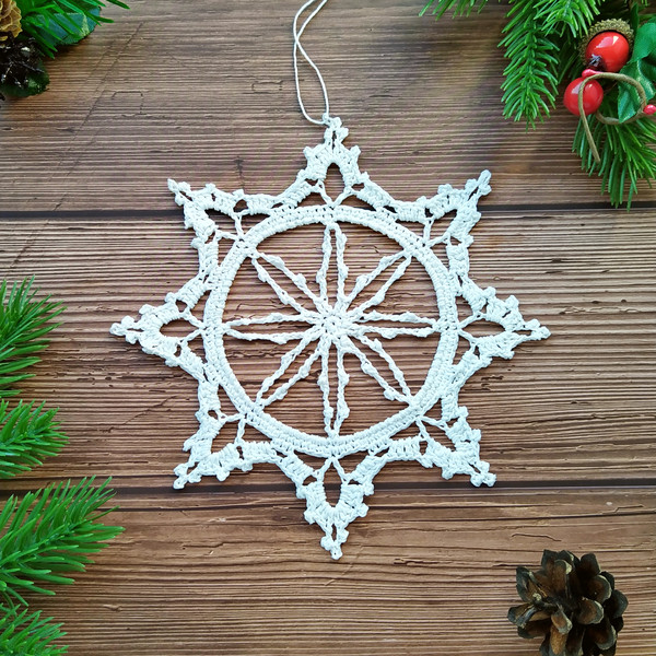 crochet snowflake ornament pattern.jpg