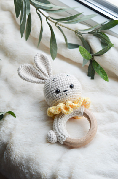 bunny baby rattle.jpg