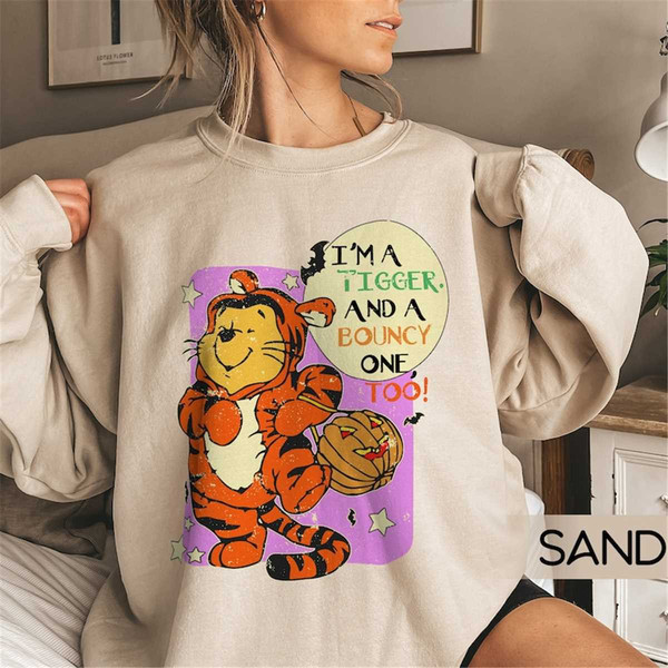 MR-318202383431-retro-winnie-the-pooh-halloween-sweatshirt-disneyland-image-1.jpg