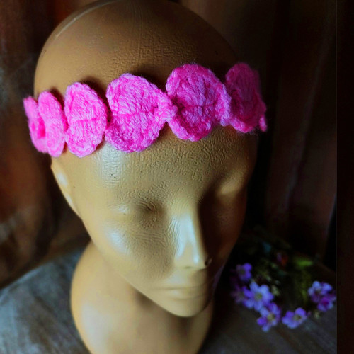 crochet hearts headband pattern