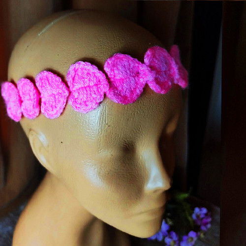 crochet hearts headband pattern