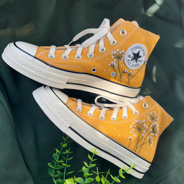 Converse High Tops Chuck Taylors 1970s Custom Converse White Dandelion Embroidered LogoFlower Converse - 4.jpg