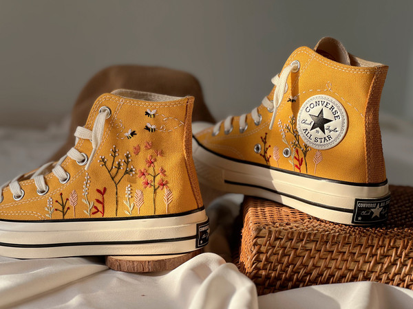 Embroidered ConverseFloral ConverseCustom Converse Colorful Bees And Flower GardenCustom Logo Converse Chuck Taylors 1970sGift For Her - 1.jpg