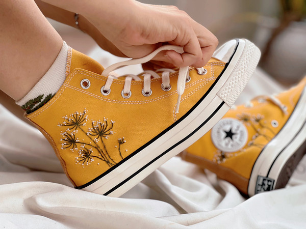 Embroidered ConverseFloral ConverseCustom Converse White DandelionEmbroidered LogoConverse High Tops Chuck Taylors 1970sCustom For Gift - 5.jpg